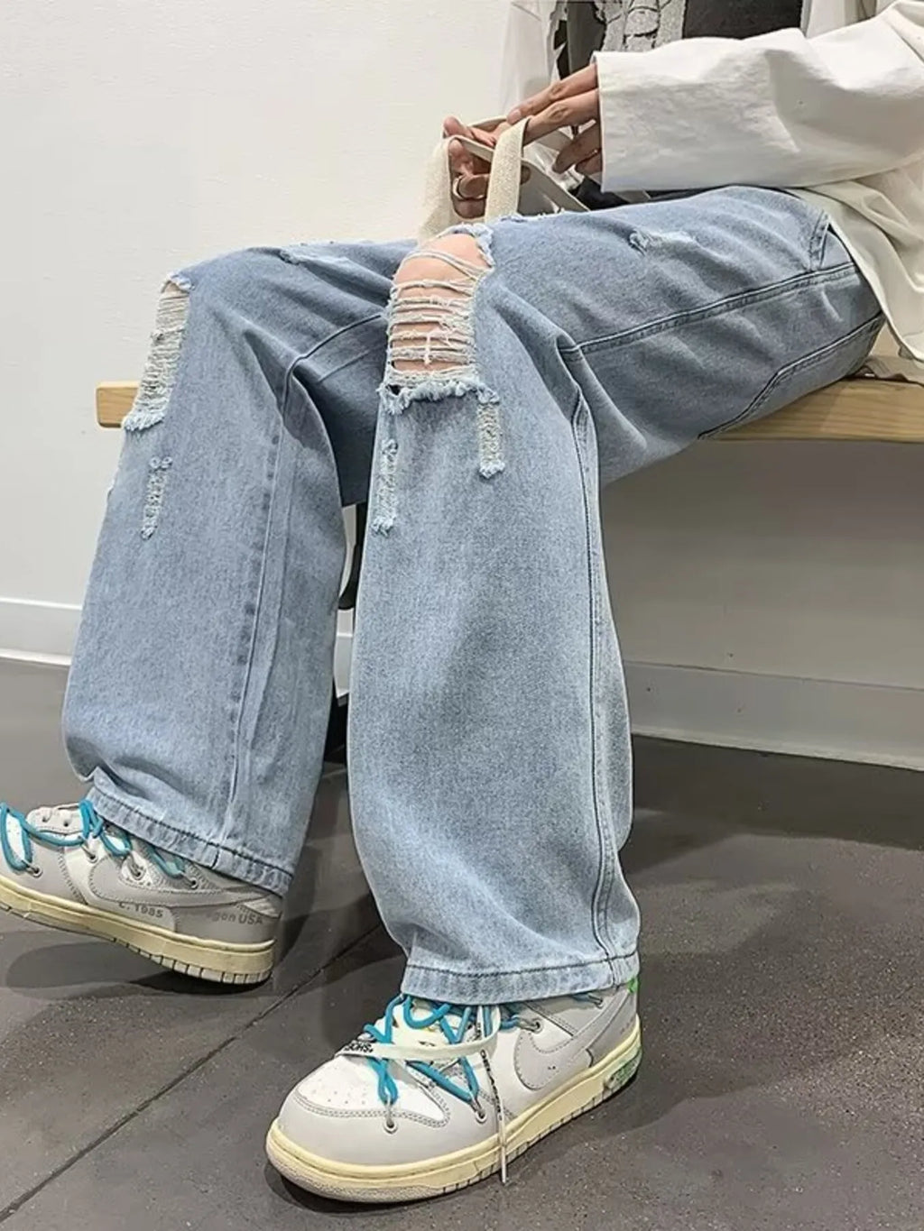 4aa4d2205edb4490becb38ddb7d95d16-Max-Origin