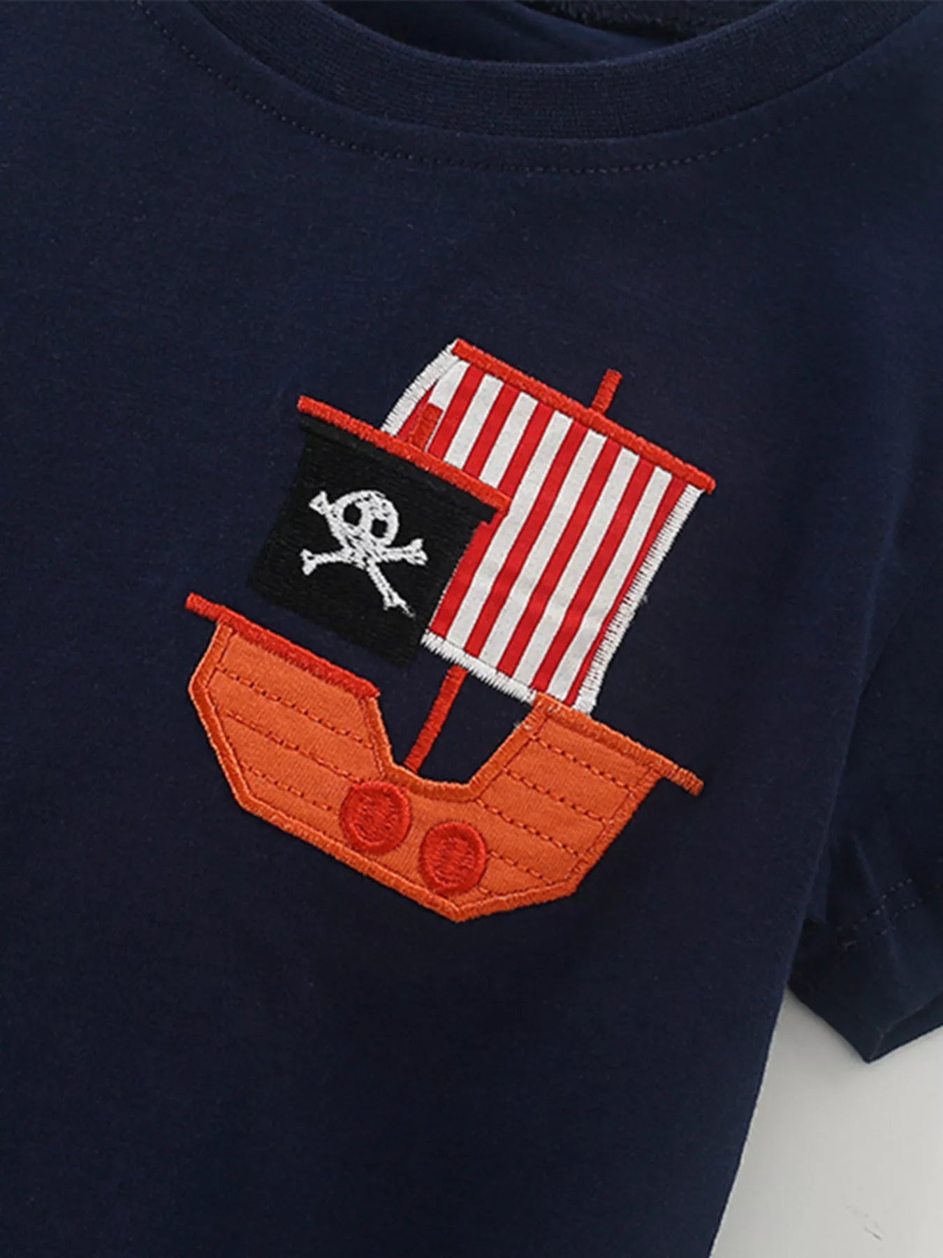 806421f2d27542619ed124853ce49469-Max-Origin